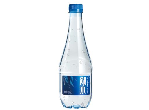 追踪“剐水”商标侵权瓶装水