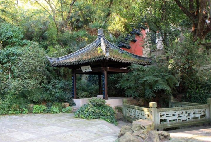 范仲淹取名的“清白泉”被注册成商标
