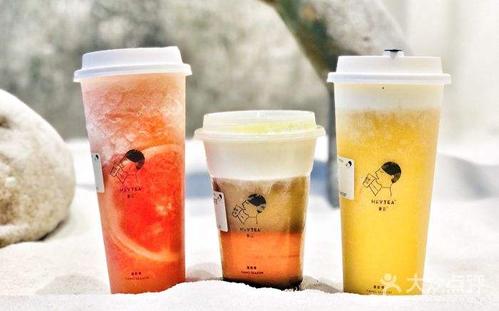 喜茶一年推100件新品 为什么品牌都喜欢玩起了周边产品